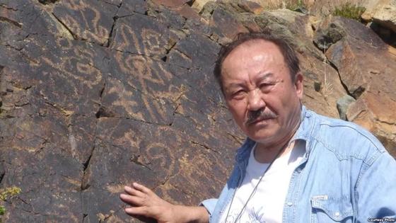 Казахские писатели и поэты ХХI века Казахские писатели и поэты ХХI века