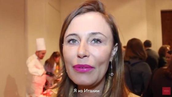 Меценат Моника Радикати оказалась единственной, кто знаком с казахской кухней. Скриншот видео «Royal Catering» Меценат Моника Радикати оказалась единственной, кто знаком с казахской кухней. Скриншот видео «Royal Catering»