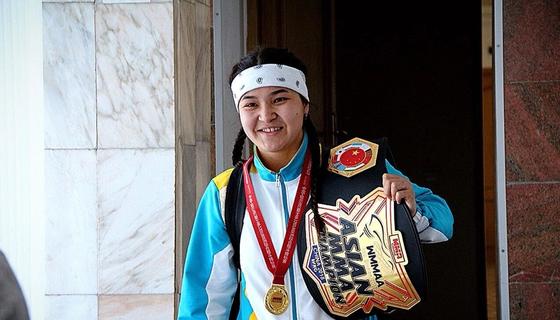 Спортсменка из Уральска стала чемпионкой мира по ММА Спортсменка из Уральска стала чемпионкой мира по ММА