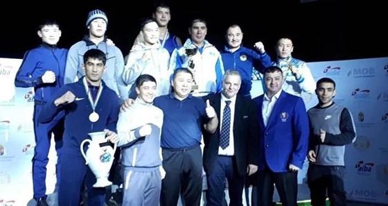 Казахстанцы заняли первое место на турнире по боксу в Европе Казахстанцы заняли первое место на турнире по боксу в Европе