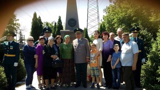 Қызмет бабында көз жұмған өрт сөндірушілердің отбасылары. Фото: Қайрат Думанұлы. Қызмет бабында көз жұмған өрт сөндірушілердің отбасылары. Фото: Қайрат Думанұлы.