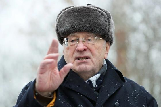 Жириновский пообещал ввести в РФ "жёсткую диктатуру" в случае избрания Жириновский пообещал ввести в РФ "жёсткую диктатуру" в случае избрания