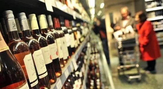 Сағынтаев күшті алкоголь өнімдерінің бағасын қымбаттатып жіберді Сағынтаев күшті алкоголь өнімдерінің бағасын қымбаттатып жіберді