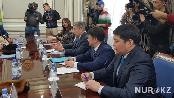 Голливудские актеры расскажут поклонникам о Восточном Казахстане Голливудские актеры расскажут поклонникам о Восточном Казахстане