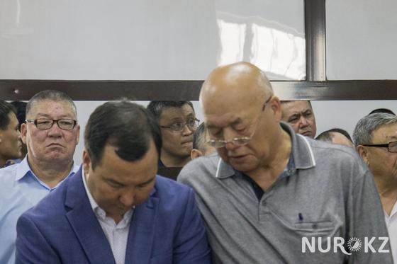 В Кызылорде вынесли приговор по делу о хищении нефти (фото. видео) В Кызылорде вынесли приговор по делу о хищении нефти (фото. видео)