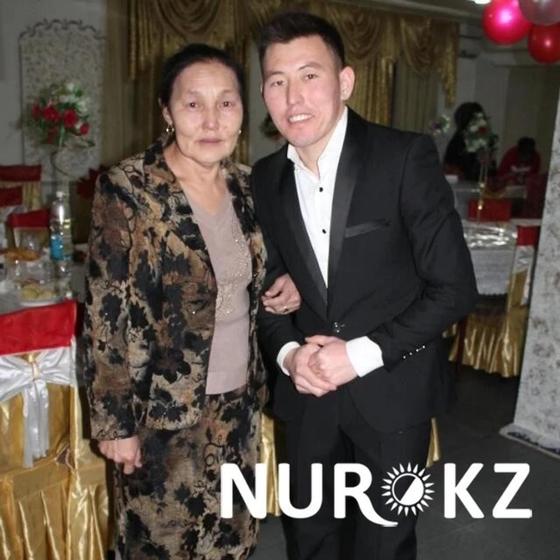 Туған баласы көз алдында өз өзін өртеп жіберген ана елге жанайқайын жеткізді (фото) Туған баласы көз алдында өз өзін өртеп жіберген ана елге жанайқайын жеткізді (фото)