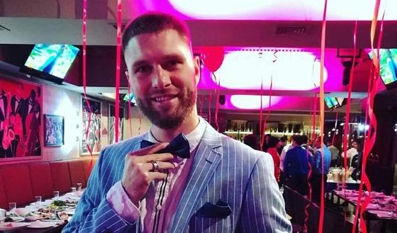2000$ чаевых и авто за 100 тысяч в подарок: тамада рассказал о казахских тоях 2000$ чаевых и авто за 100 тысяч в подарок: тамада рассказал о казахских тоях