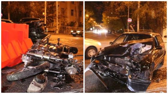 Лихач-мотоциклист на высокой скорости влетел в легковой автомобиль в Алматы (фото) Лихач-мотоциклист на высокой скорости влетел в легковой автомобиль в Алматы (фото)