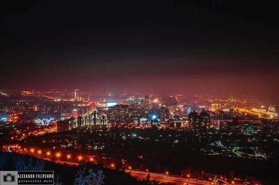 Алматының көздің жауын алар қысқы көрінісі Алматының көздің жауын алар қысқы көрінісі