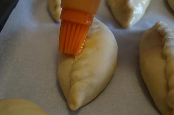 Пирожки с капустой в духовке: рецепт Пирожки с капустой в духовке: рецепт