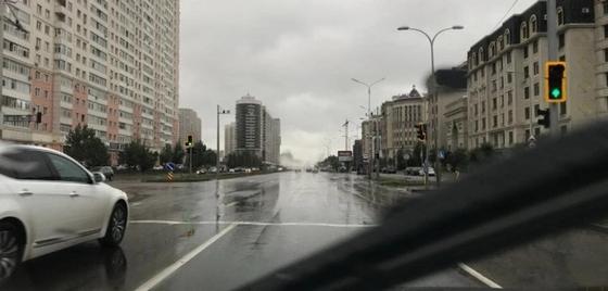 Месячная норма осадков выпала за ночь в Астане Месячная норма осадков выпала за ночь в Астане