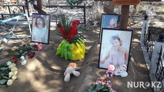 Павлодарцы накрывают столы на кладбище как в элитном ресторане Павлодарцы накрывают столы на кладбище как в элитном ресторане