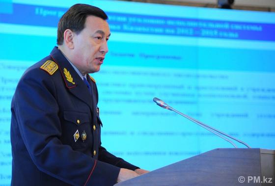 Касымов прокомментировал скандал вокруг начальника ДВД Павлодарской области Касымов прокомментировал скандал вокруг начальника ДВД Павлодарской области