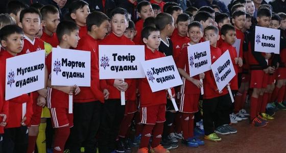 Сапарбаев: Өз ойыншыларымыз болса ғана футбол дамиды Сапарбаев: Өз ойыншыларымыз болса ғана футбол дамиды
