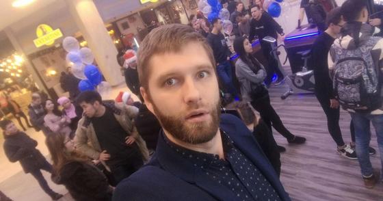 2000$ чаевых и авто за 100 тысяч в подарок: тамада рассказал о казахских тоях 2000$ чаевых и авто за 100 тысяч в подарок: тамада рассказал о казахских тоях