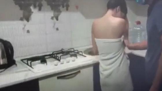 Девушку задержали полицейские в Актау Девушку задержали полицейские в Актау