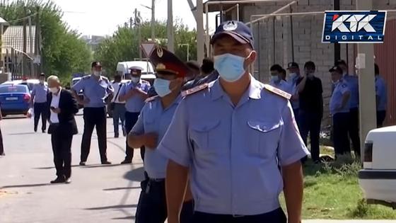 Полицейские в Шымкенте Полицейские в Шымкенте