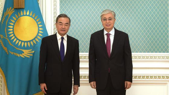 токаев и ван и токаев и ван и