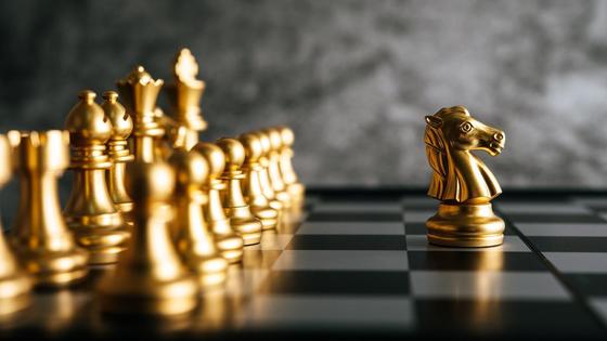 Шахматные фигуры из золота Шахматные фигуры из золота
