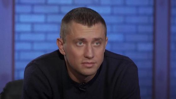 Павел Прилучный в студии на интервью Павел Прилучный в студии на интервью