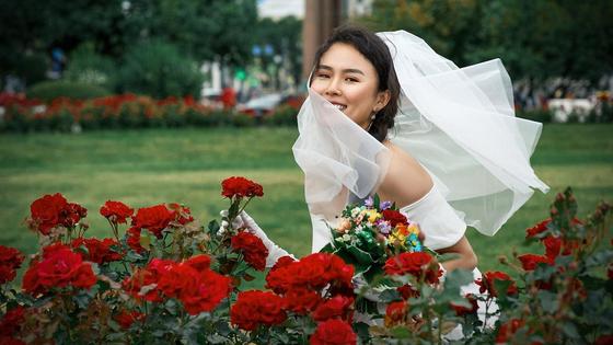 Невеста в фате Невеста в фате