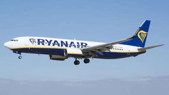 Самолет Ryanair Самолет Ryanair