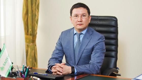 Айдар Арифханов Айдар Арифханов