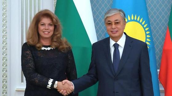 Касым-Жомарт Токаев и Илияна Йотова Касым-Жомарт Токаев и Илияна Йотова