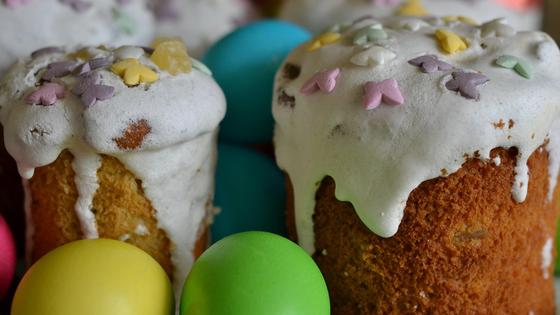Пасхальные куличи и яйца Пасхальные куличи и яйца