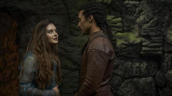 Кадр из сериала «Проклятая» Кадр из сериала «Проклятая»