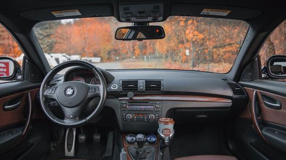 Салон автомобиля Салон автомобиля