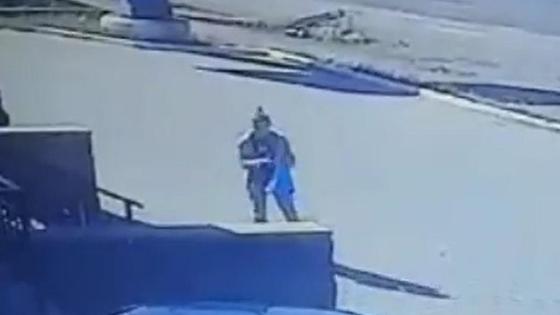 Волонтер выскочила из бани в Караганде Волонтер выскочила из бани в Караганде
