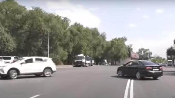 Место происшествия ночного ДТП в Алматы Место происшествия ночного ДТП в Алматы