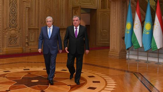 Касым-Жомарт Токаев и Эмомали Рахмон Касым-Жомарт Токаев и Эмомали Рахмон