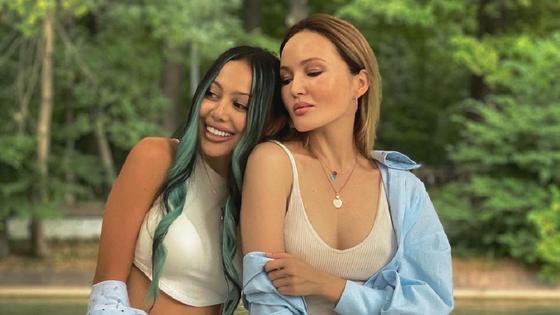 Камшат и Алтынай Жолдыбаевы Камшат и Алтынай Жолдыбаевы