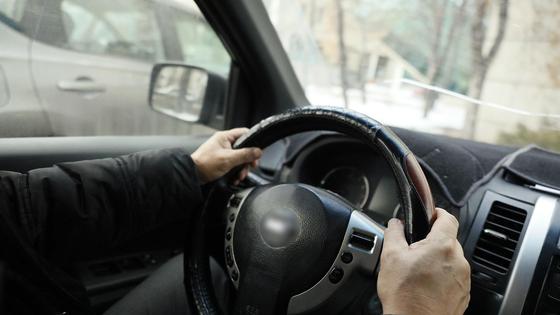 Водитель за рулем авто Водитель за рулем авто