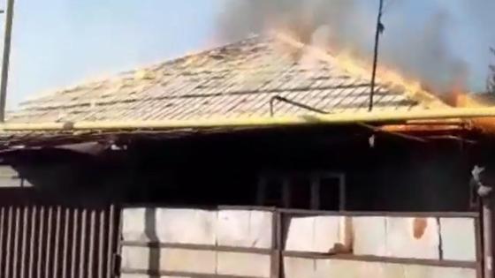 Горящий дом в Алматы Горящий дом в Алматы