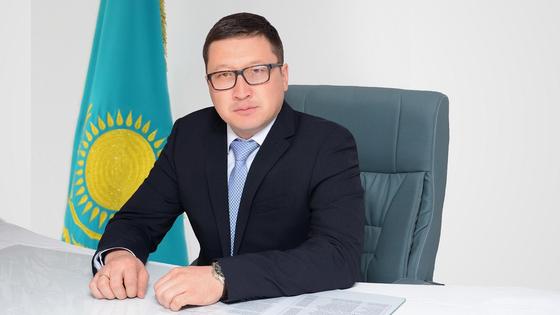 Оразалин Медет Бектасұлы. Редакция алқасының Төрағасы Оразалин Медет Бектасұлы. Редакция алқасының Төрағасы