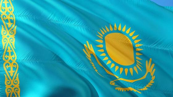 флаг Казахстана флаг Казахстана