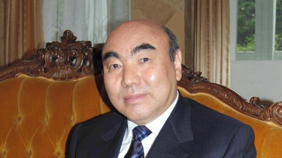 Аскар Акаев Аскар Акаев