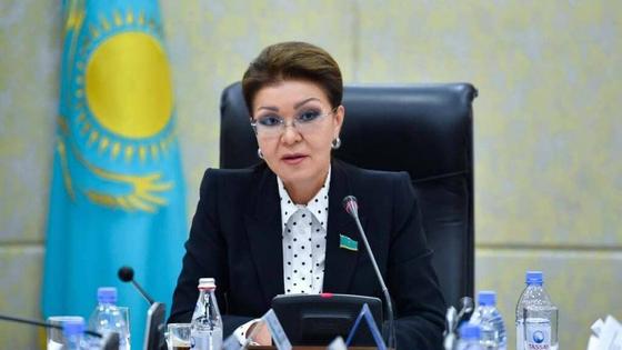 Мәжіліске сайланған әйел депутаттар Мәжіліске сайланған әйел депутаттар