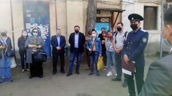 Прокуроры встретились с алматинцами Прокуроры встретились с алматинцами