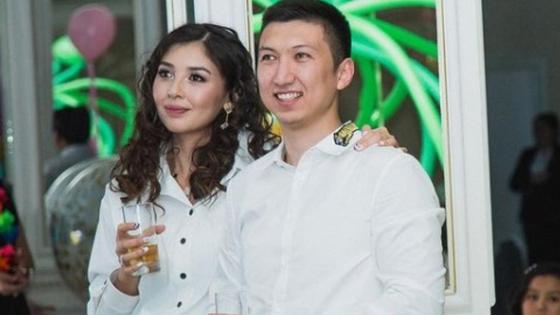 Әлия Әнуарбек жолдасымен Әлия Әнуарбек жолдасымен