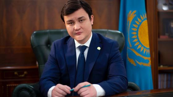 Асет Иргалиев Асет Иргалиев