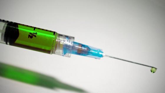 Шприц со смертельной инъекцией Шприц со смертельной инъекцией