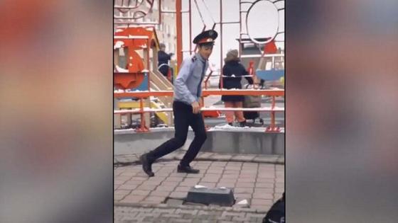Тик Ток билеген полицей Тик Ток билеген полицей