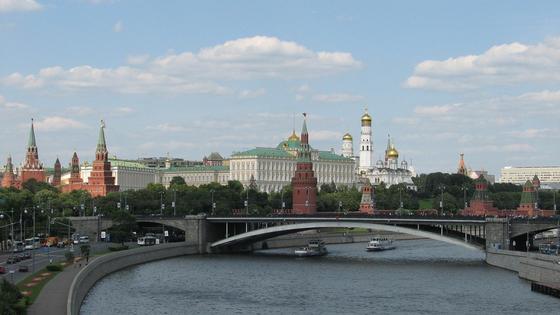 Московский Кремль, вид с реки Москва Московский Кремль, вид с реки Москва