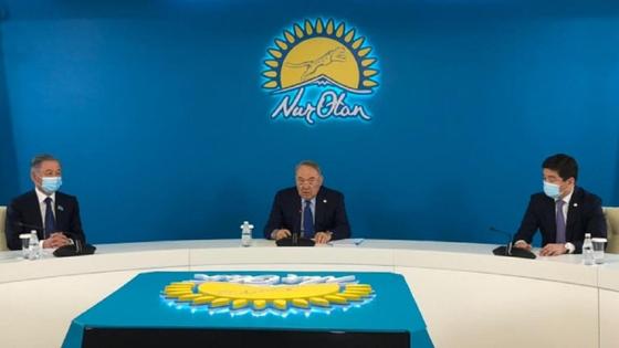 Нұрсұлтан Назарбаев Нұрсұлтан Назарбаев