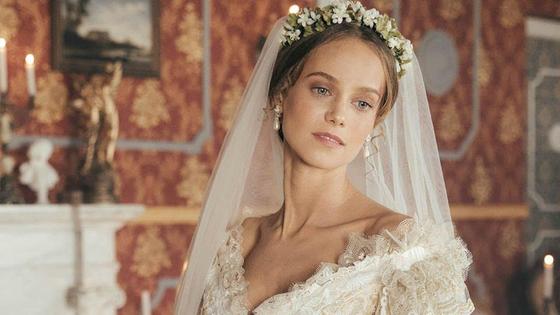 кадр из сериала "Крепостная" кадр из сериала "Крепостная"