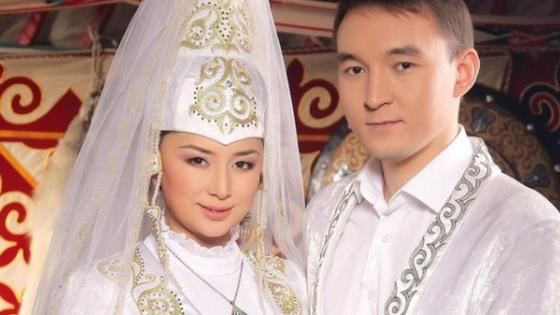 Мадина Сәдуақасова жолдасымен Мадина Сәдуақасова жолдасымен